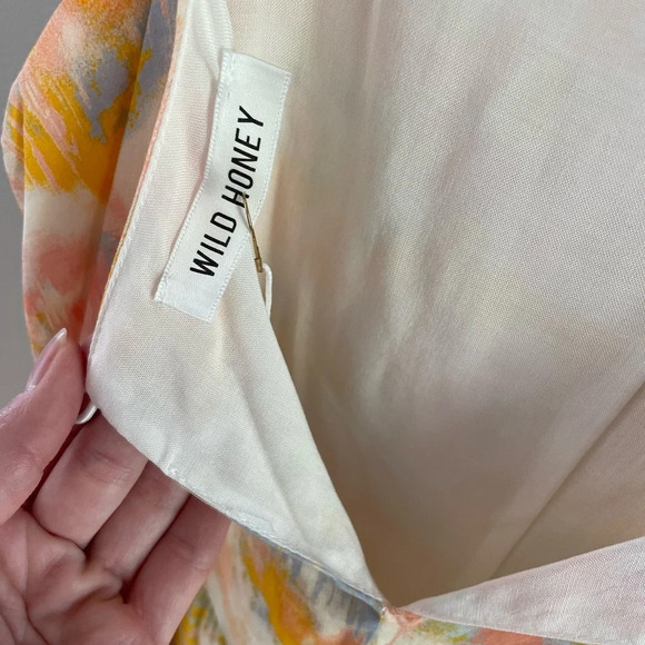 Wild Honey Boutique - Tie Dye Sleeveless Romper - Size Medium - NWT! - Picture 3 of 11